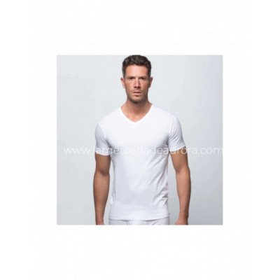 Camiseta hombre manga corta cuello pico 508 de Abanderado