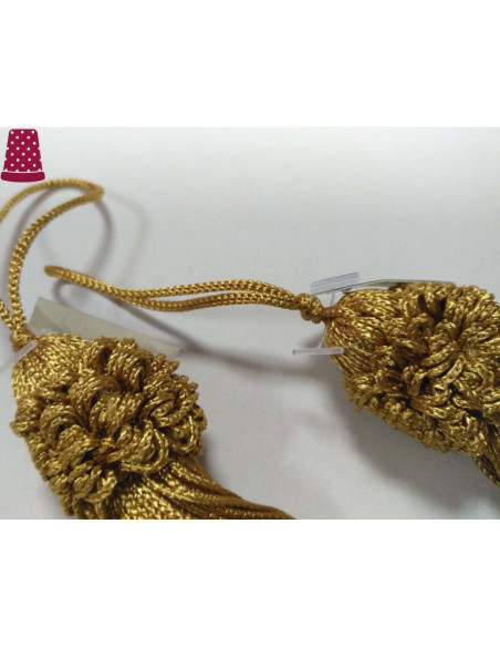 Borla llavero dorada