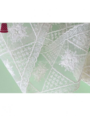 Entredos de encaje de tul bordado Petra -...