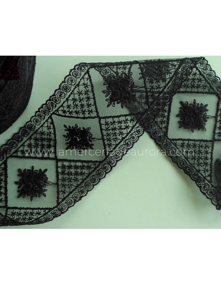 Entredos de encaje de tul bordado Petra - varios colores