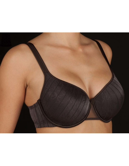 Sujetador Vanesa copa C con aros y relleno de Selene - varios colores