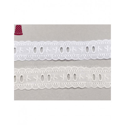 Bordado entredós con pasacintas (ancho 2,2 cms) Hojas -... 2