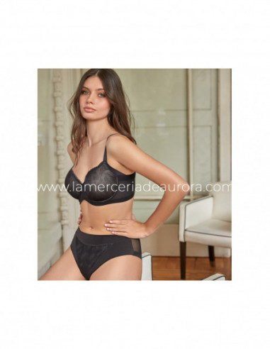 Sujetador Violeta copa C con aros y relleno de...