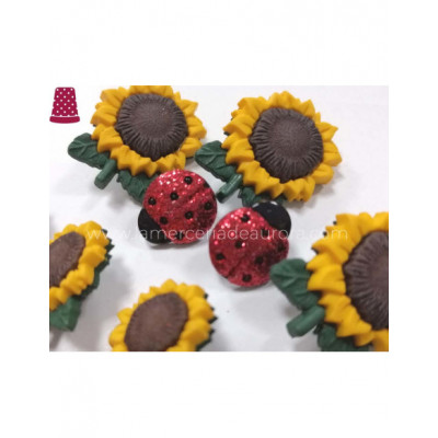 Botones decorativos Girasoles (9 piezas) de Dress it up 2