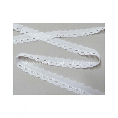 Puntilla de batista bordada (2 cms) Ondas