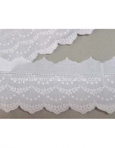 Puntilla de batista bordada (ancho 6,5 cms) Rocío