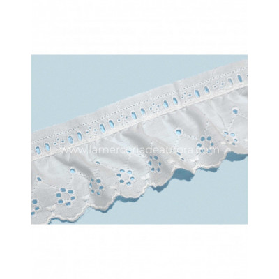 Bordado fruncido batista con pasacintas blanco (ancho...