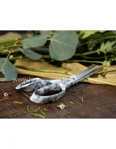 Tijera costura Black Marble de Fiskars