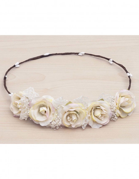 Corona con rosas, puntillas y gypsophila de Siena complementos - varios colores