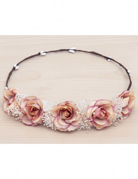 Corona con rosas, puntillas y gypsophila de Siena complementos - varios colores