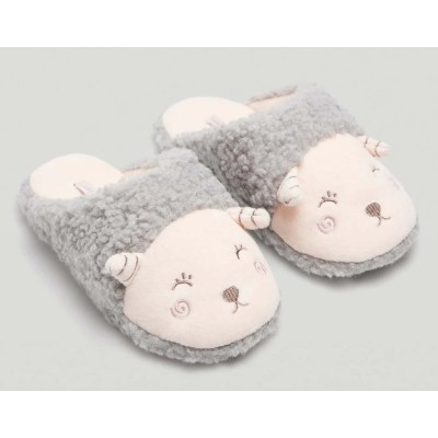 Zapatillas niña 34016 de Ysabel Mora