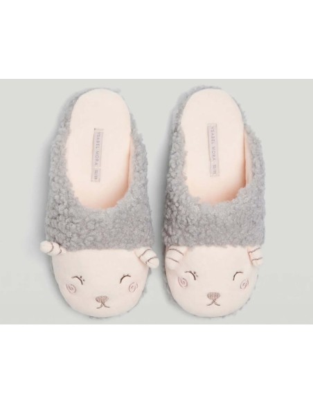 Zapatillas chica Ovejita de Ysabel Mora