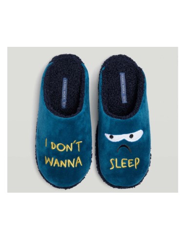 Zapatillas chico I don´t wanna sleep de Ysabel...