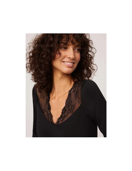 Camiseta térmica lencera 70014 de Ysabel Mora