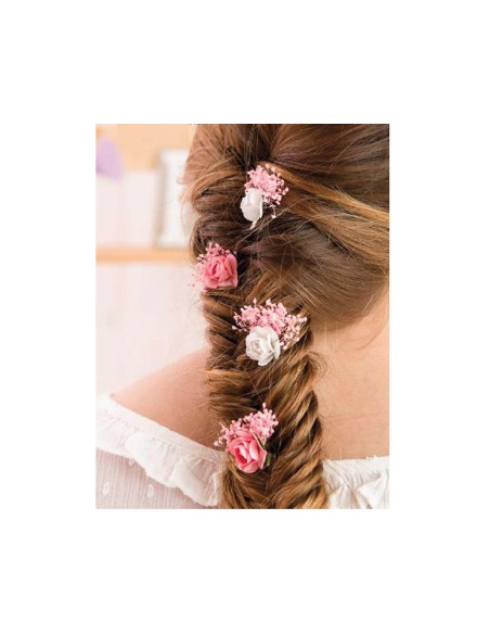 Pincho recogidos flor pequeña con gypsophila Pincho recogidos flor pequeña con gypsophila