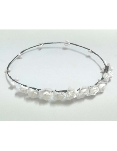 Corona con rosas de SIENA COMPLEMENTOS - BLANCO