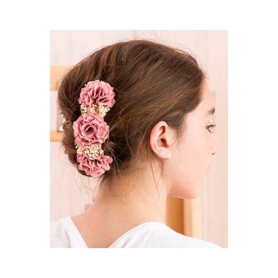 Tocado con flores tupidas y gypsophila paniculata de Siena Complementos