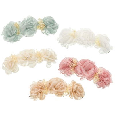 Tocado con 3 flores y gypsophila paniculata de Siena