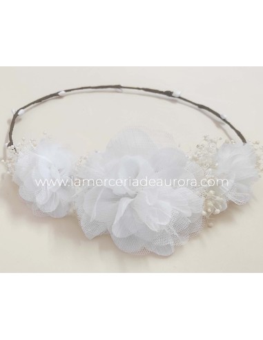 Corona flores bambula- tul y gypsophila de Siena complementos - BLANCO