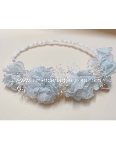 Corona enrollada con flores tul y gypsophila de Siena Complementos - VERDE MAR