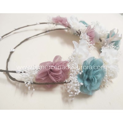 Corona flores bambula-tul y gypsophila con cintas de Siena complementos 2