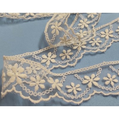 Encaje de tul bordado marfil (ancho 2,5cm) Nora