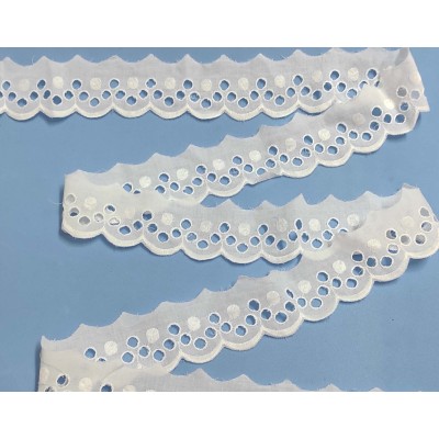 Puntilla de batista bordada blanca (ancho 4,5cm) Kira 2