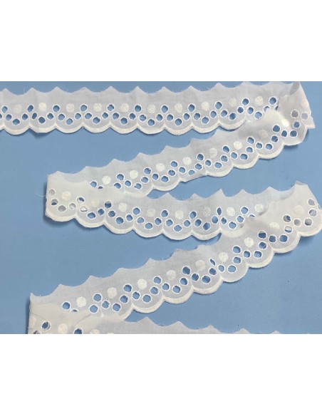 Puntilla de batista bordada blanca (ancho 4,5cm) Kira