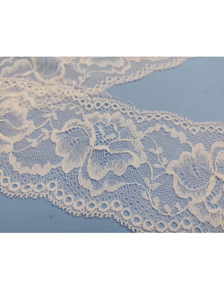 Entredós encaje de nylon marfil (ancho 8cm) modelo Celia