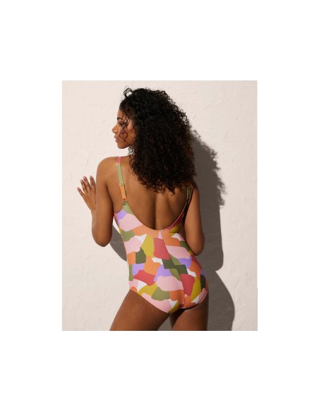 Bañador reductor copa C White beach de Ysabel Mora