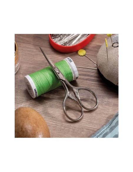 Tijera bordar (9cm) Cuerno de la Abundancia de 3 Claveles