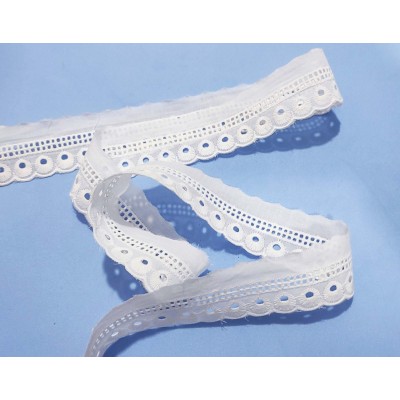 Puntilla de batista bordada blanca (ancho 3,5cm) Lucía 2