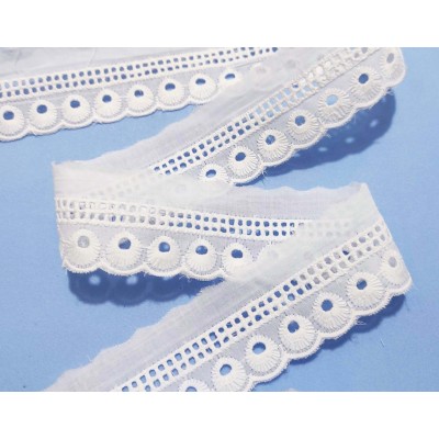 Puntilla de batista bordada blanca (ancho 3,5cm) Lucía