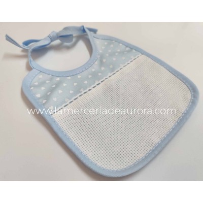 Babero para bordar Corazones de Marbet 2