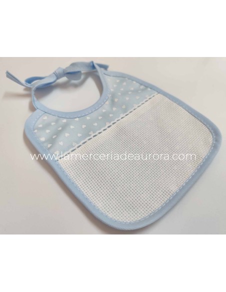 Babero para bordar Corazones de Marbet - CELESTE