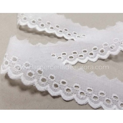 Puntilla batista bordada Blanca (2,5 cms) Luz