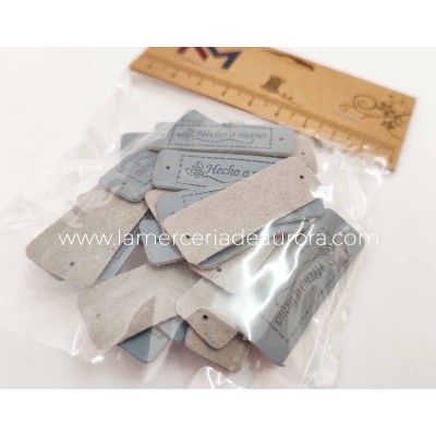 Etiquetas polipiel gris azulado rectangular (25 uds) "Hecho a mano" 2