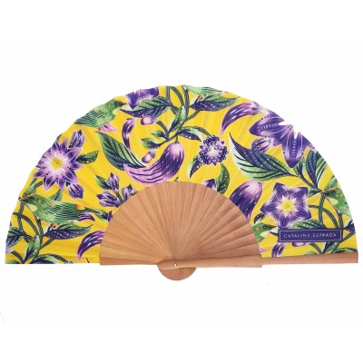 Abanico madera y tela de seda con caja "Pepino Dulce Amarillo" de Catalina Estrada