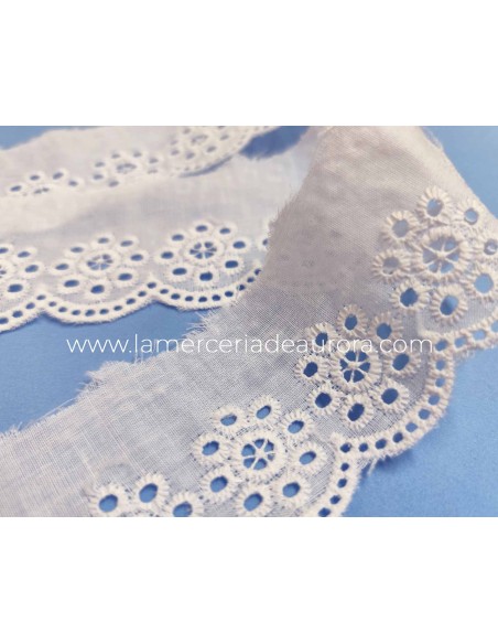 Puntilla batista bordada blanca (5cm) Medallón