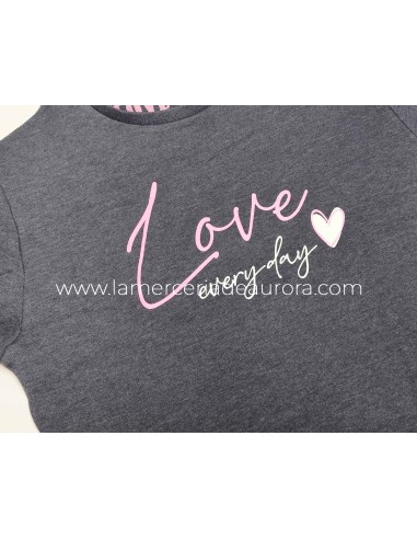 Pijama largo interlock mujer  "Love every day" KN25520 de Kinanit - DETALLE CAMISETA