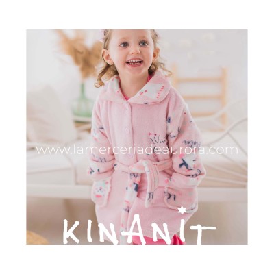 Bata infantil coralina abotonada "Winter friends" de Kinanit