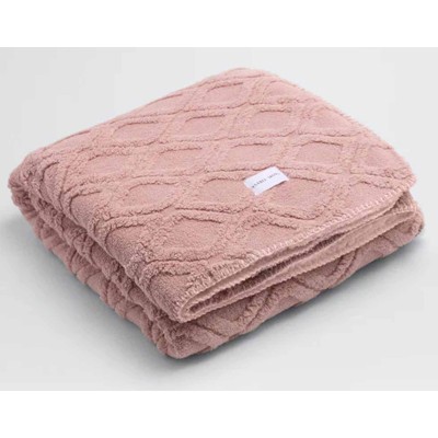 Manta "Rombos maquillaje" con borreguito (130x160cm) de Ysabel Mora