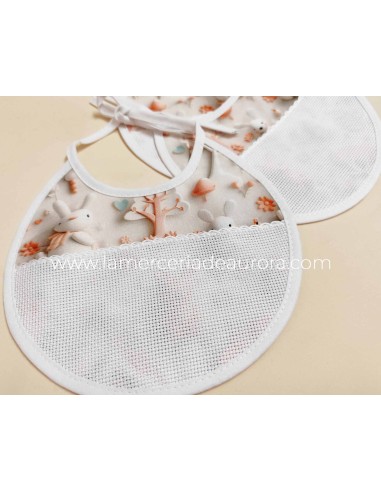 Babero redondo para bordar "Animales" de Marbet - DETALLE