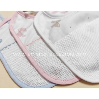 Babero para bordar "Lazos" de Marbet 2