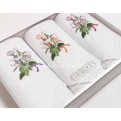 Estuche pañuelos mujer bordados de Marvin 2