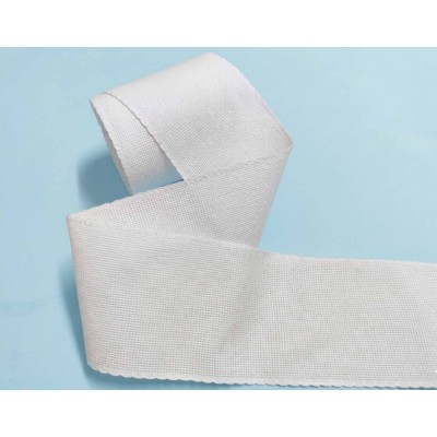 Entredós de Aida blanco para bordar a punto de cruz...