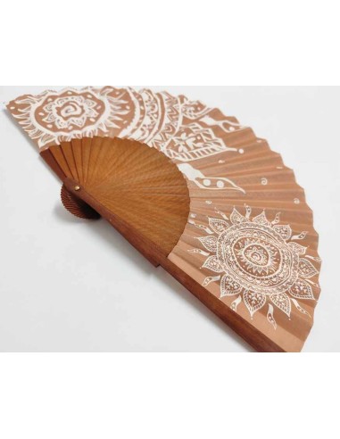 Abanico de madera y tela algodón "Mandalas camel" de Cuatrogotas - DETALLE