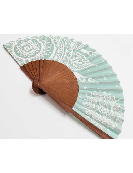 Abanico de madera y tela algodón "Mandalas verde" de Cuatrogotas - DETALLE