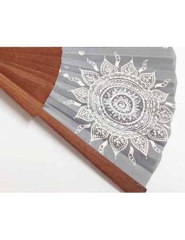 Abanico de madera y tela algodón "Mandalas gris" de Cuatrogotas - DETALLE