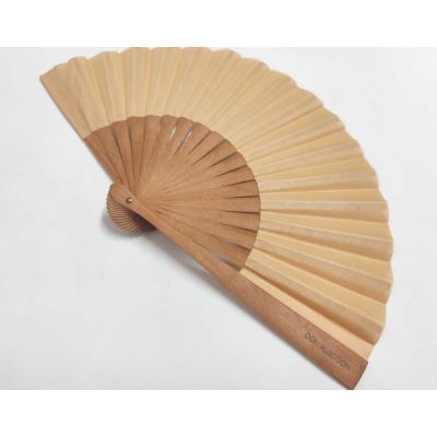 Abanico madera peral y tela algodón "Camel" (19 cm) + funda de Don Algodón 2